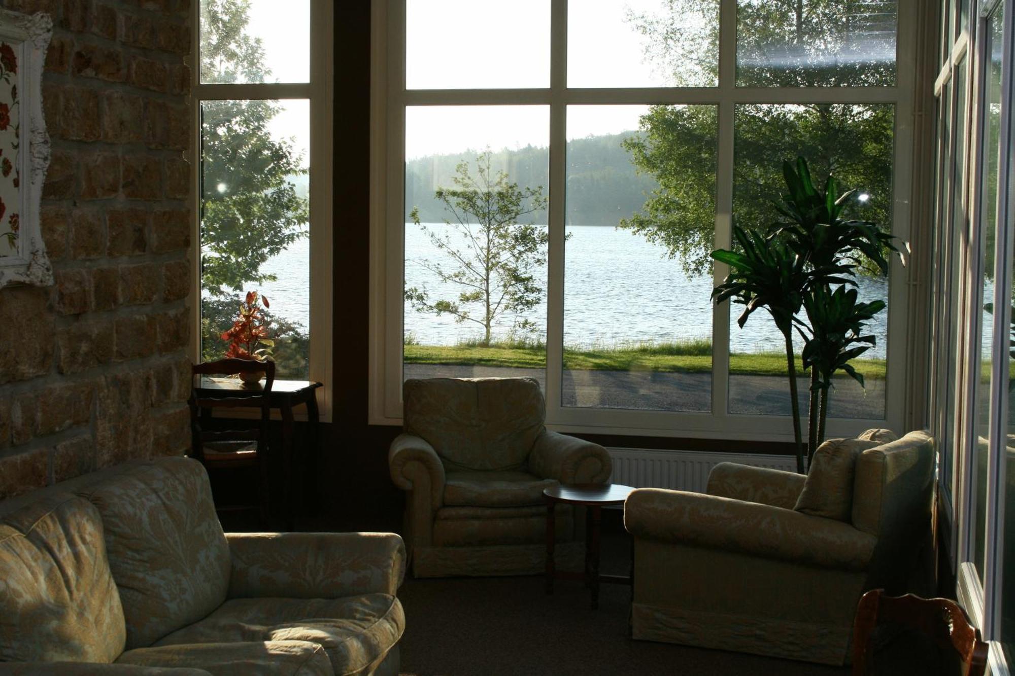 Logis Hotel Du Lac Neuvic  Eksteriør billede